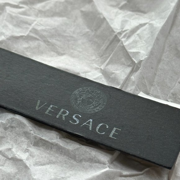 Versace Medusa Leather Belt in Silver NEW - Picture 10 of 10